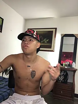 logannth online show from December 2025 09:08:02 PM