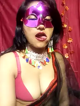 Snapshot of Stripy_Doll chatting on February 2025 02:42:02 AM Stripy Doll online show from February 2025 02:42:02 AM