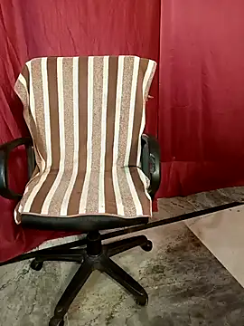 Snapshot of Stripy_Doll chatting on October 2025 12:31:01 PM Stripy Doll online show from October 2025 12:31:01 PM