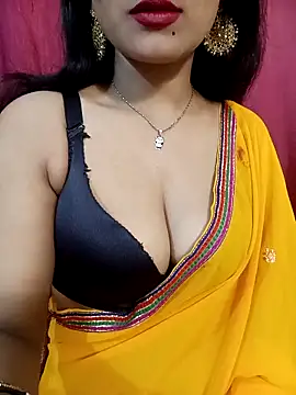 Snapshot of Stripy_Doll chatting on November 2025 12:45:02 AM Stripy Doll online show from November 2025 12:45:02 AM