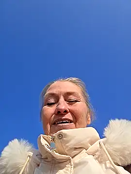 lisalustjouw online show from March 2026 12:11:01 PM