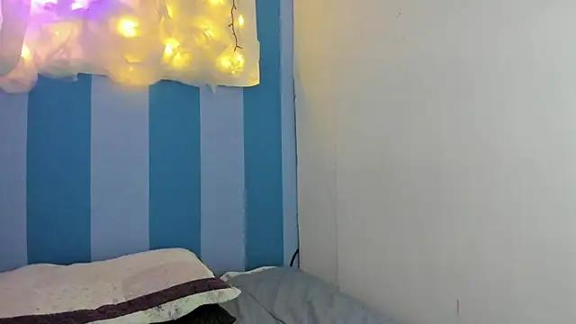 britny clouds online show from December 2024 12:16:02 PM