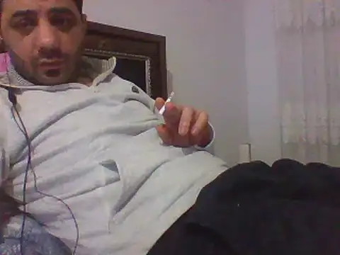 Snapshot of Sexyy_Mann34 chatting on January 2025 09:57:01 PM Sexyy Mann34 online show from January 2025 09:57:01 PM