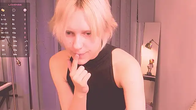 Snapshot of edward_holy chatting on December 2024 06:24:02 AM edward holy online show from December 2024 06:24:02 AM