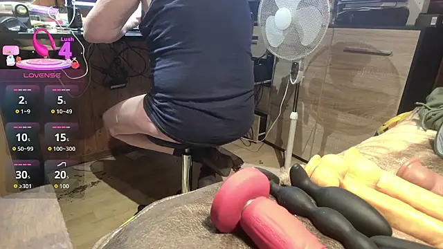 misteryman1956 online show from July 2026 05:00:02 PM