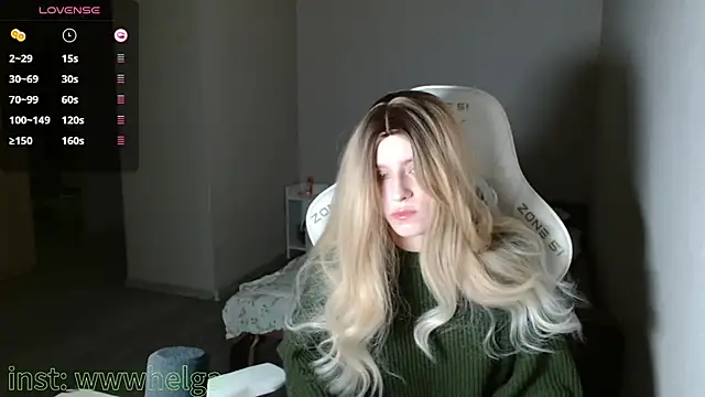 LizaKisses online show from January 2026 04:00:01 PM