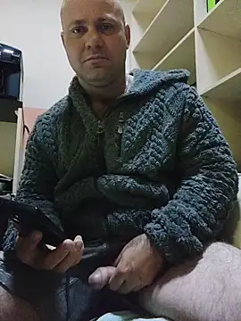 Crek666 online show from April 2026 03:18:01 AM