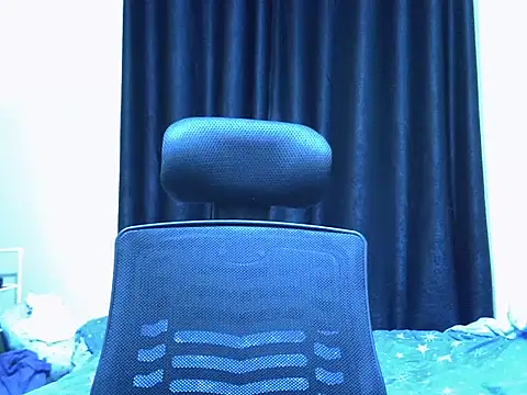 Horny-slut  online show from November 2025 04:24:01 PM