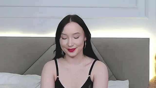 LeilaLow online show from January 2025 06:14:01 PM