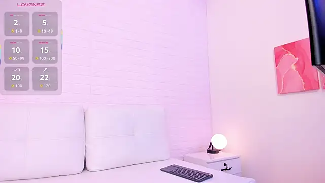 Snapshot of RenataJhonson_ chatting on September 2025 05:40:01 AM RenataJhonson online show from September 2025 05:40:01 AM