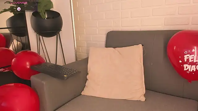 karina gomez 18 online show from February 2025 03:31:02 AM