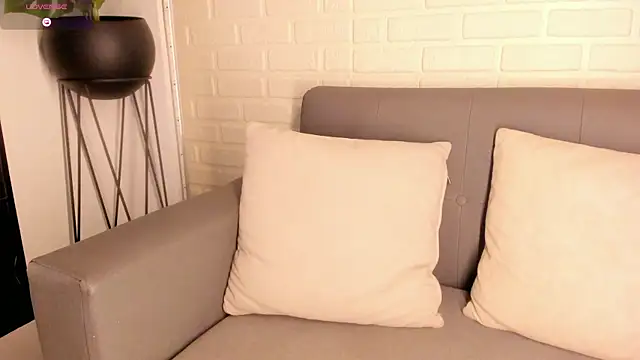 karina gomez 18 online show from March 2025 02:50:01 AM