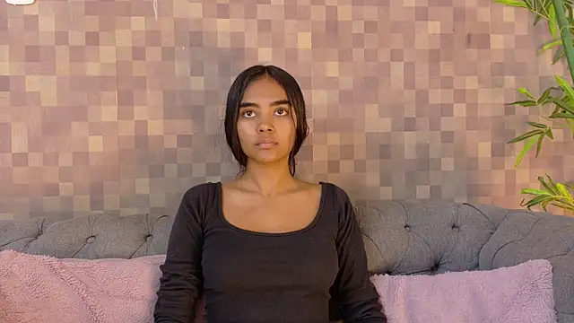 julieta aguilar1 online show from October 2025 08:31:01 PM