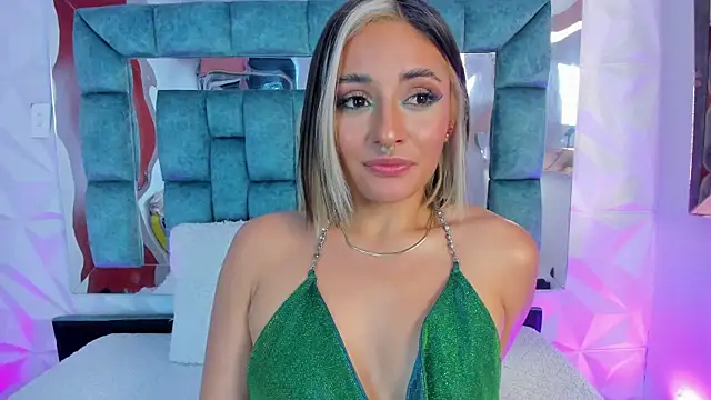 Nanda Vixen online show from January 2025 06:24:02 AM