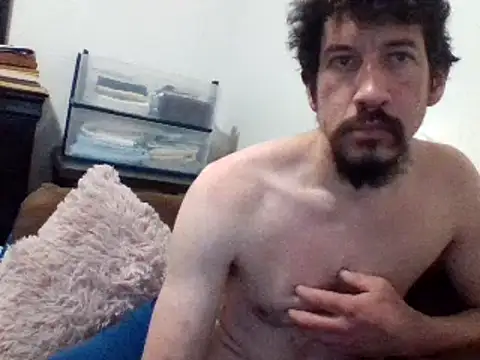 Snapshot of Curved4Pleasure chatting on December 2024 07:03:02 PM Curved4Pleasure online show from December 2024 07:03:02 PM