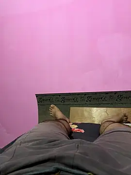 Snapshot of Your_daddy_544 chatting on September 2025 04:12:02 AM Your daddy 544 online show from September 2025 04:12:02 AM