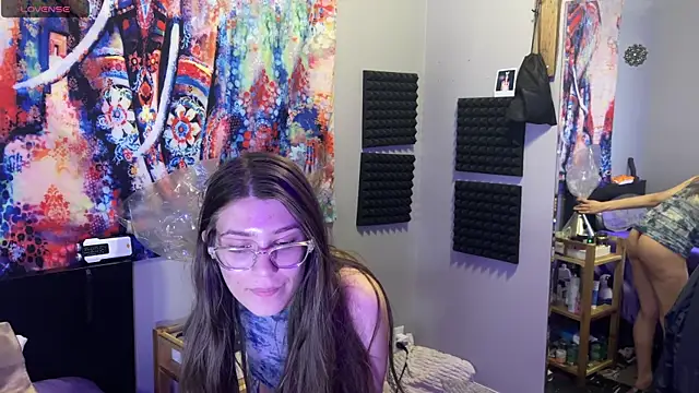 alijones 18 online show from March 2025 11:22:02 PM