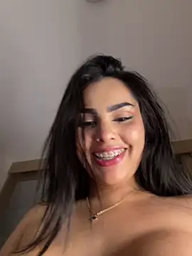 Snapshot of Maddy_Rouse_ chatting on May 2026 01:02:04 AM Maddy Rouse online show from May 2026 01:02:04 AM