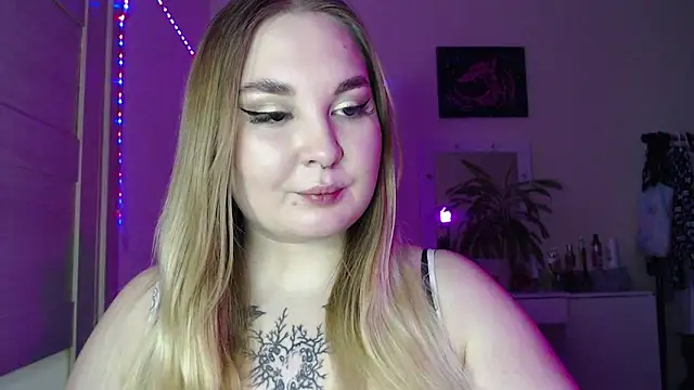 Snapshot of Greeenfriends6969 chatting on February 2025 09:15:01 PM Greeenfriends6969 online show from February 2025 09:15:01 PM