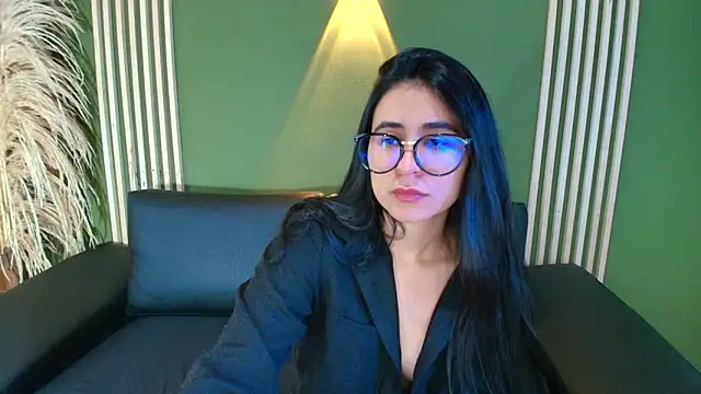 ChloeTurner  online show from October 2025 03:12:02 PM