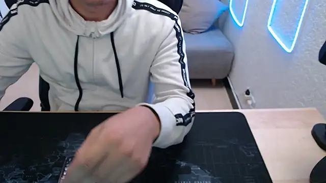 team dinamite69 online show from March 2026 12:23:02 PM