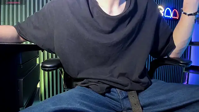 Jefer rick  online show from October 2025 12:51:01 PM