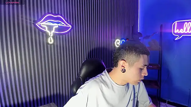 Jefer rick  online show from January 2026 12:42:01 PM