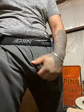 Snapshot of yomanfriend chatting on December 2024 03:31:02 PM yomanfriend online show from December 2024 03:31:02 PM