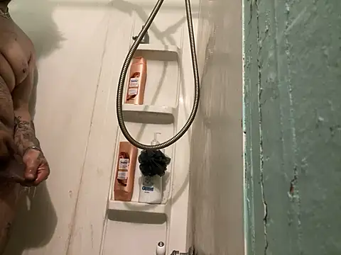 yomanfriend online show from December 2024 05:33:01 PM