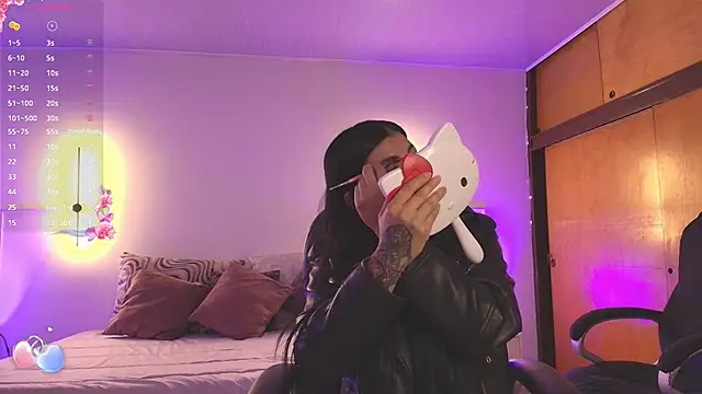  gaby2 online show from September 2025 11:43:01 AM