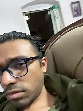 Snapshot of BoyzaraHatke chatting on July 2026 01:36:02 PM BoyzaraHatke online show from July 2026 01:36:02 PM