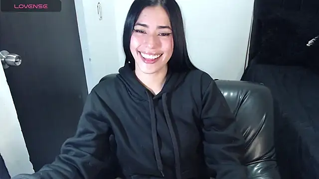 LESLIEBLACK  online show from January 2025 02:49:02 AM