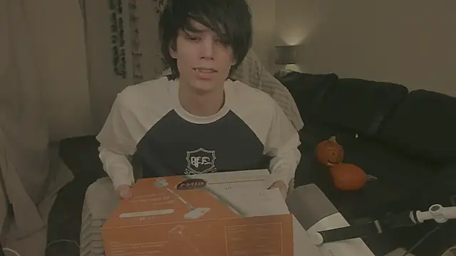 Wampeyes online show from November 2025 04:08:01 PM