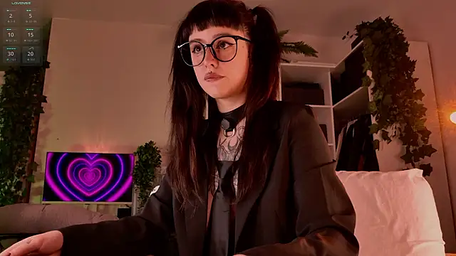 MichaellaMoon online show from March 2026 04:34:01 PM