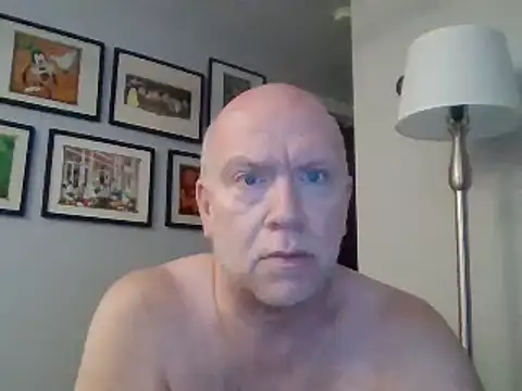 Snapshot of FLSexyGuy chatting on October 2025 08:17:01 PM FLSexyGuy online show from October 2025 08:17:01 PM