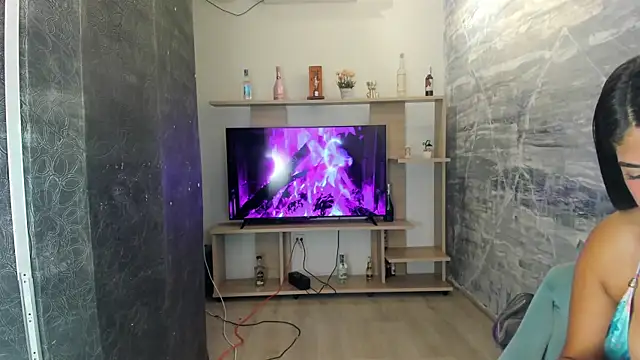 NaiiaCirce online show from March 2025 12:04:01 AM