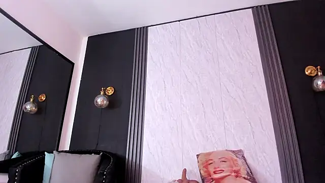 YummyDuooo online show from March 2026 11:06:01 AM