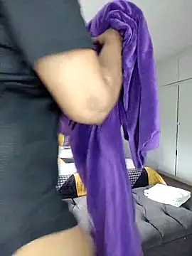 Drippincaty online show from November 2025 08:14:01 AM