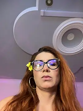 Snapshot of antonhella1 chatting on February 2026 05:20:01 PM antonhella1 online show from February 2026 05:20:01 PM