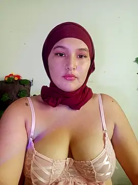 Snapshot of Celeste_camila18 chatting on November 2025 02:16:02 PM Celeste camila18 online show from November 2025 02:16:02 PM