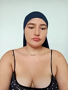 Snapshot of Celeste_camila18 chatting on November 2025 02:32:01 PM Celeste camila18 online show from November 2025 02:32:01 PM