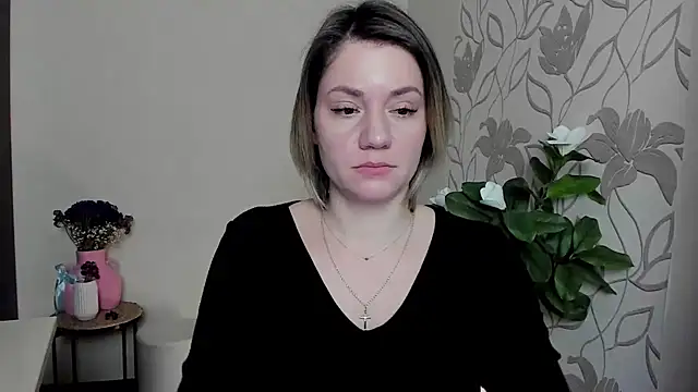 MariaSttone online show from February 2025 04:00:02 PM