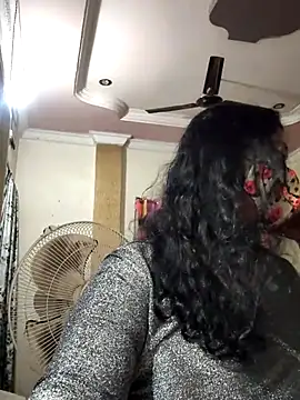 Snapshot of Bangarupapa chatting on December 2025 04:27:01 PM Bangarupapa online show from December 2025 04:27:01 PM