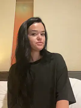 English-Chloe96 online show from November 2025 04:35:01 AM