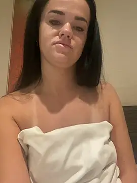 Snapshot of English-Chloe96 chatting on February 2026 05:24:01 AM English-Chloe96 online show from February 2026 05:24:01 AM