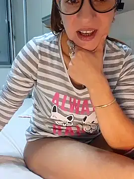 Sofia loren69 online show from September 2025 07:19:02 PM