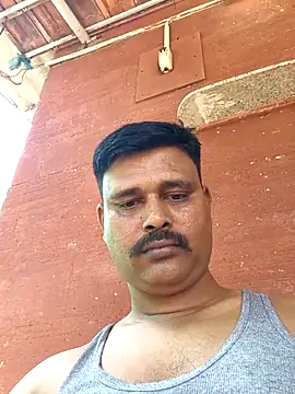 Vinay-kumar89 online show from April 2026 08:33:02 AM