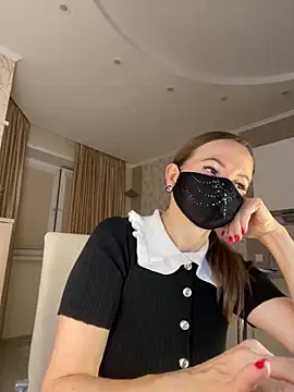 Snapshot of MilfeaN chatting on November 2025 05:30:01 PM MilfeaN online show from November 2025 05:30:01 PM