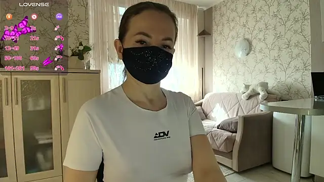 MilfeaN online show from April 2026 06:25:01 AM