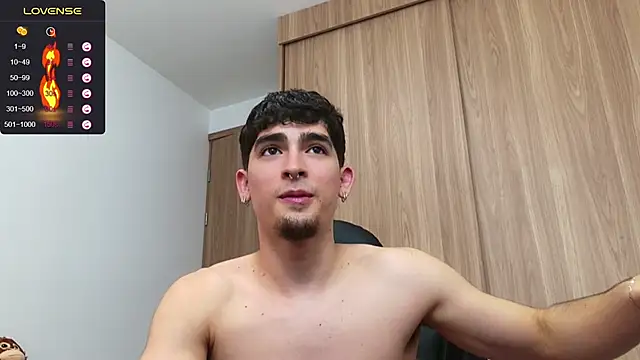 Snapshot of zenn_rush1 chatting on December 2024 07:43:01 PM zenn rush1 online show from December 2024 07:43:01 PM